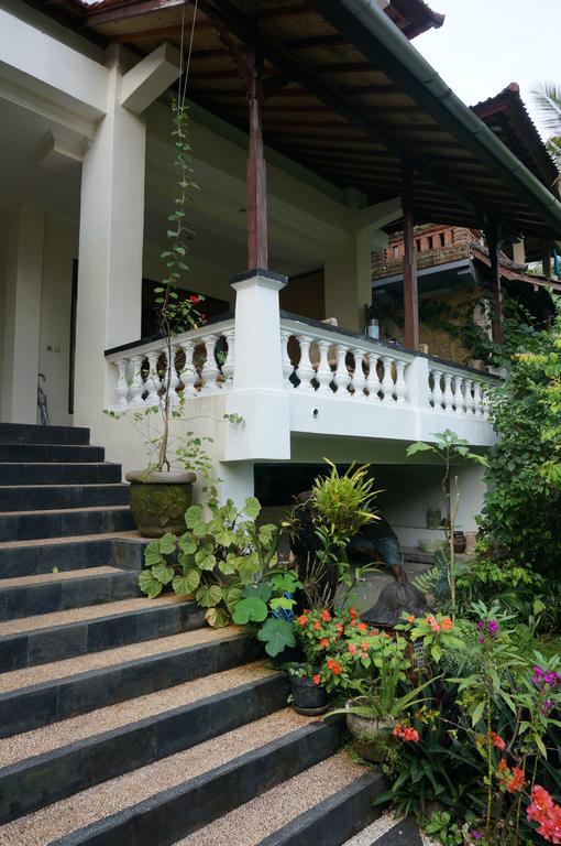 Hotel White Lotus Oasis Ubud Exterior foto